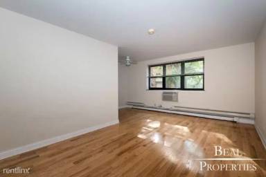 Main picture of 660 W Wrightwood Ave