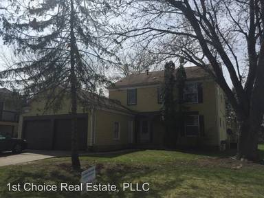 Main picture of 2700 Narraganset Dr