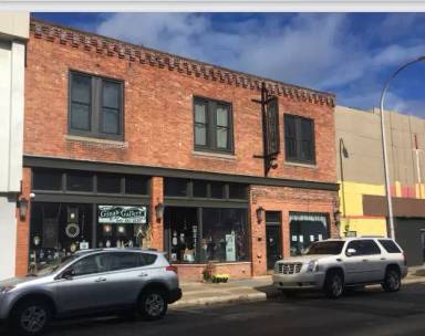 Main picture of 411 Grand River Ave