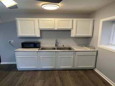 Main picture of 2637 W Luther St