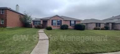 Main picture of 2815 Hillview Ln