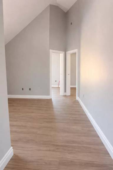 Main picture of 31 Marble Ave