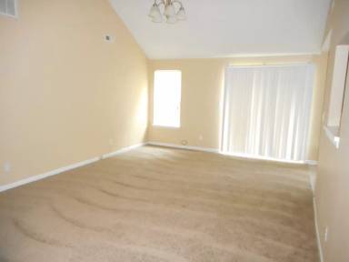 Main picture of 2731 Daffodil Dr