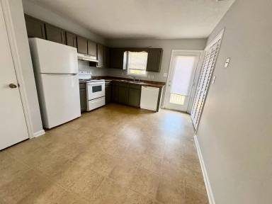Main picture of 553 Corbin St