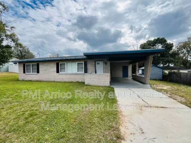 Main picture of 260 W Interlachen St