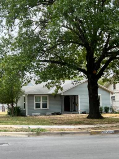 Main picture of 1720 Grand Ave