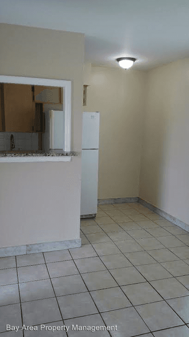 Main picture of 11740 N 17th St