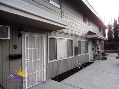Main picture of 270 Montrose Dr