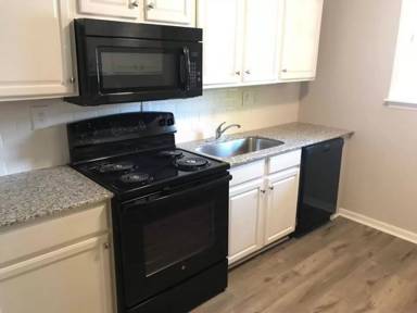 Main picture of 428 Broadway