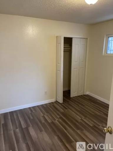 Main picture of 517 W 84th St