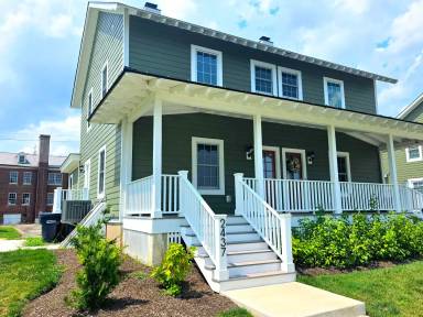 Main picture of 2437 Old Battery Ln