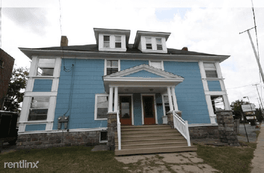 Main picture of 739 Academy St