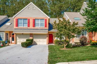 Main picture of 30 May Apple Dr