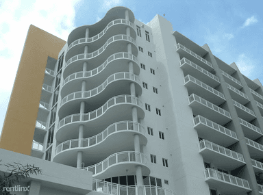 Main picture of 444 NE 30th St