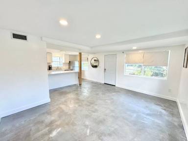 Main picture of 27625 Riverdale Ln