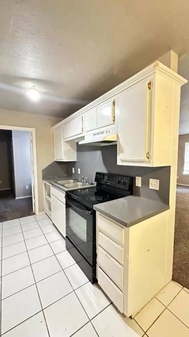 Main picture of 14117 SE 29th St