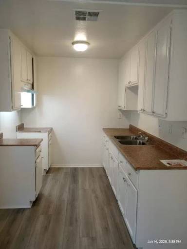Main picture of 38290 5th St E