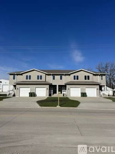 Main picture of 1020 S 32nd St