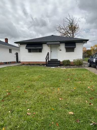 Main picture of 4672 Hillside Ave