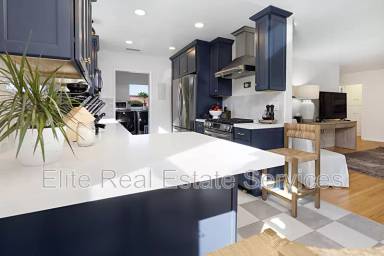 Main picture of 6849 Cartwright St