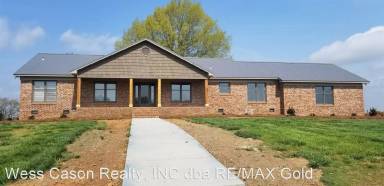 Main picture of 7423 Highway 205