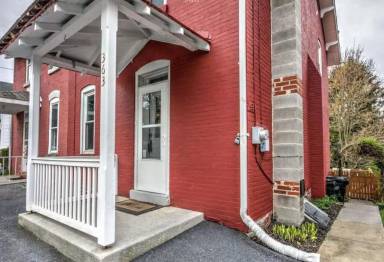 Main picture of 363 Boyd St