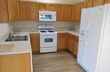 Main picture of 1903 Madrona St E