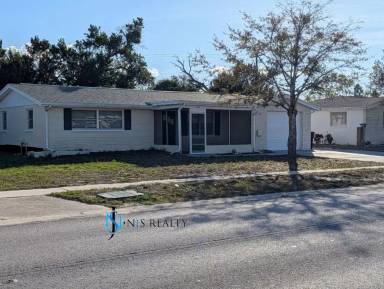 Main picture of 4850 Flora Ave