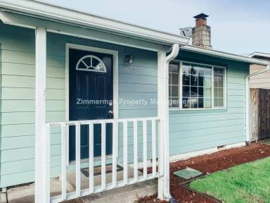 Main picture of 3012 Hyacinth St