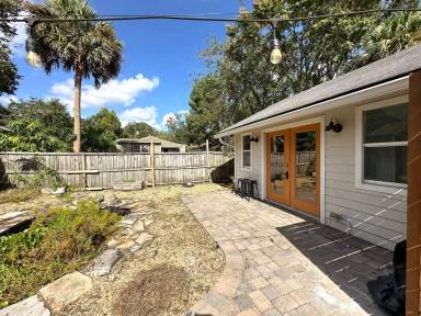 Main picture of 2887 Selma St