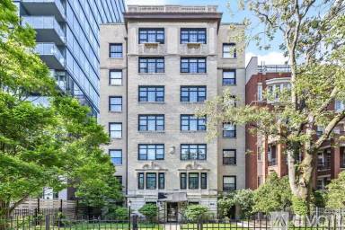 Main picture of 444 W Belmont Ave