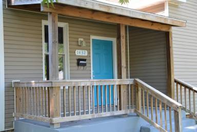 Main picture of 1432 E Commercial St