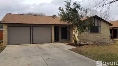 Main picture of 621 Pecan Dr