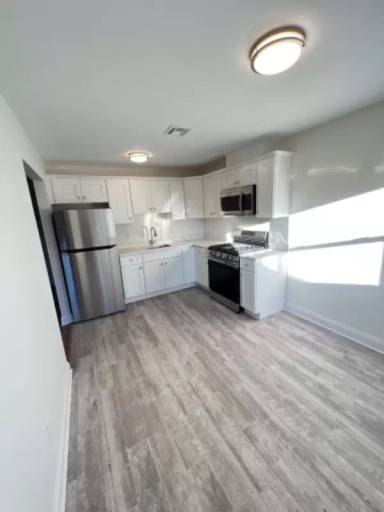 Main picture of 78 Florence Ave