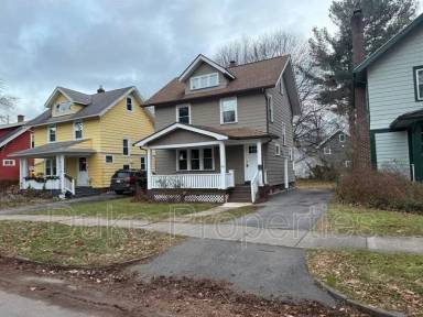 Main picture of 126 Jersey St