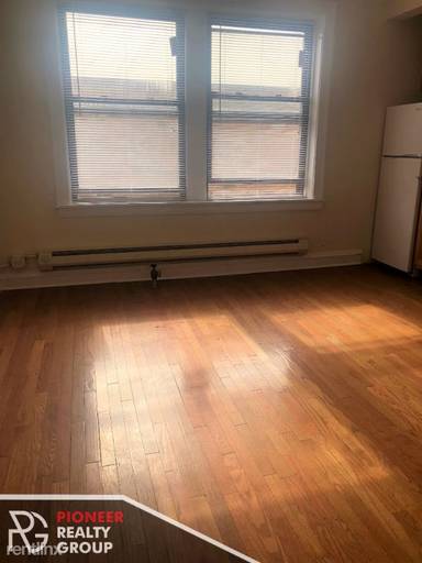 Main picture of 4546 N Damen Ave Apartments