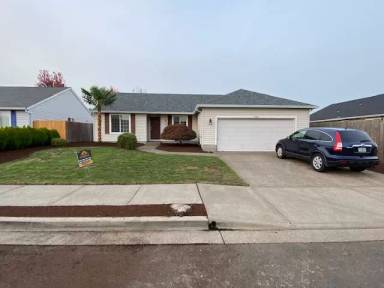 Main picture of 2641 Creighton St
