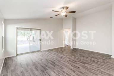 Main picture of 803 W Jardin Dr