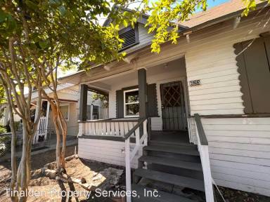 Main picture of 623 E Santa Ana Blvd