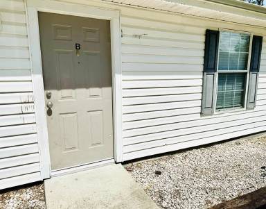 Main picture of 1784 Esther Dr