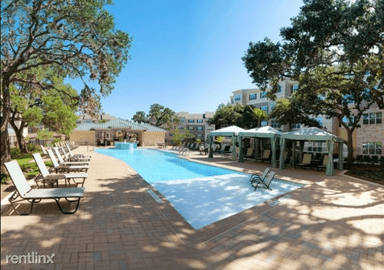 Main picture of 700 E Sonterra Blvd