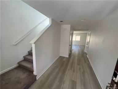 Main picture of 24024 Roybal Way