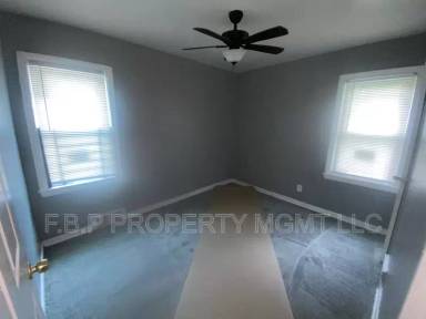 Main picture of 18275 Rosemont Ave