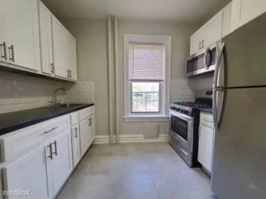 Main picture of 125 Corbin Ave