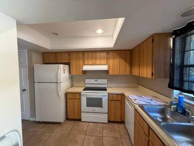 Main picture of 1905 Silverwood St
