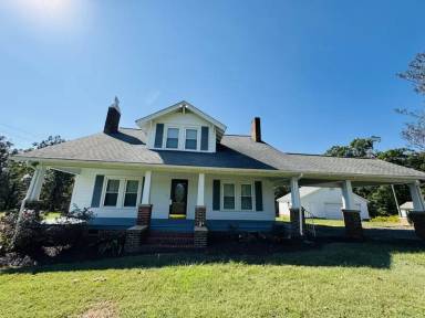 Main picture of 10417 Blair Rd