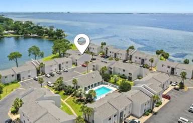 Main picture of Finisterra Condominiums