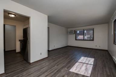 Main picture of 1629 7th Ave