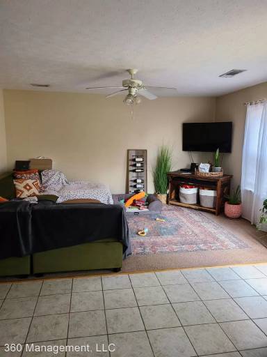 Main picture of 513 N Ross St