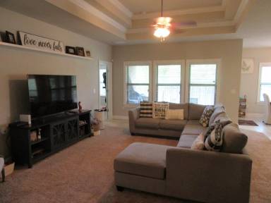Main picture of 5016 Pretty Way